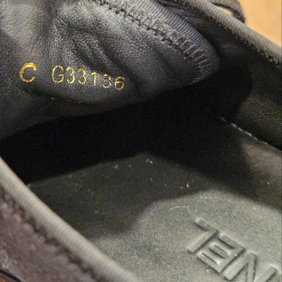 Chanel Black Velvet Sneakers - Size 39 1/2 - Picture 9 of 12